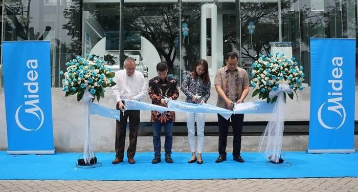 A2f1bef6d 2b51 441a B436 8e4a8f241e30