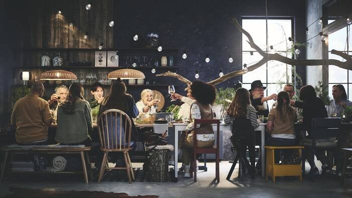 IKEA Ilustrasi Perayaan