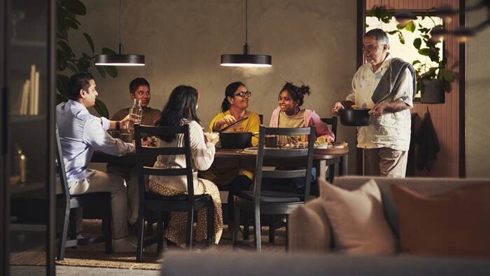 IKEA Ilustrasi Perayaan