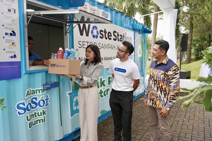Opsi foto 1 SoSoft Ajak Masyarakat Melakukan Daur Ulang Kemasan Plastik Melalui Gerakan Kampanye #AlamiSoSoftUntukBumi