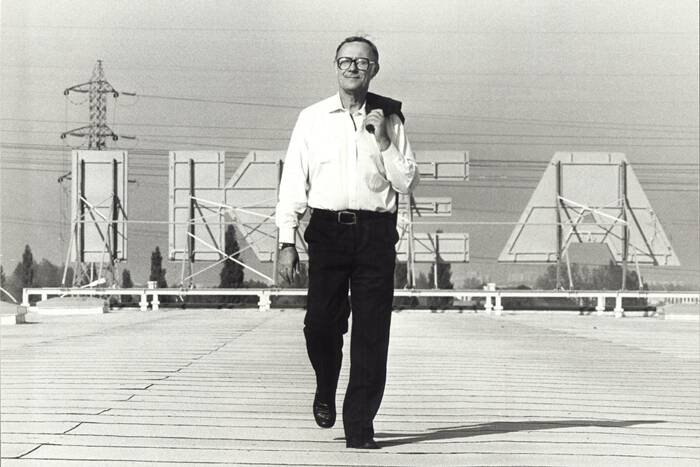 1983 IKEA Evry Paris, opening Sept