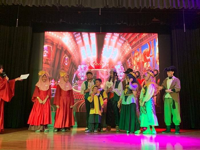 Penampilan Kabaret Gatot Kaca Kuat dan Aktif Bersama MILKU