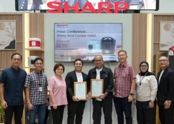 Properti Desain 2023 | Properti Desain Rice Cooker Bersertifikat Halal untuk Keluarga Indonesia dari SHARP